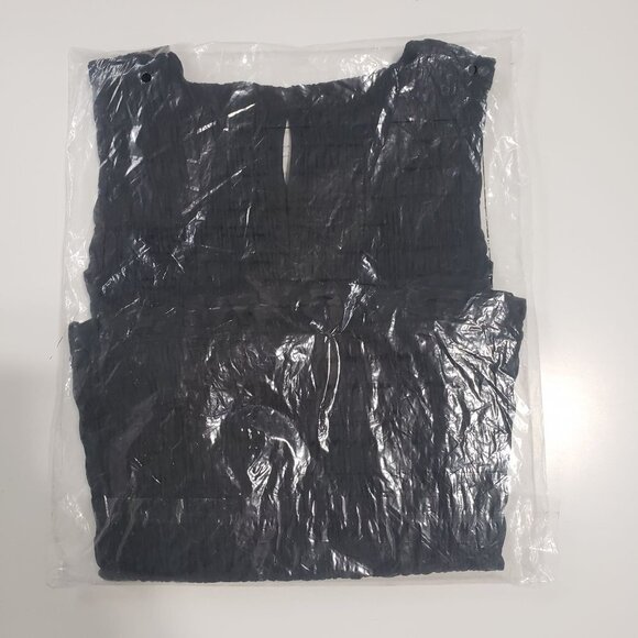 NWT Forever 21 Plus Size Smocked Tank Top in Black - Size 1X - Picture 5 of 8